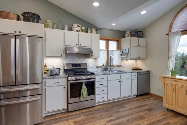 $699,900 | 13541 West Beloit Newark Road, Brodhead, WI 53520