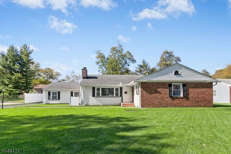 217 Robin Hood Road Mountainside, NJ 07092 - Photo 1 of 33