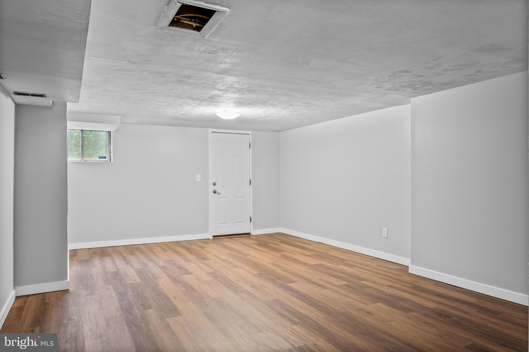 1224 Rainer Road Brookhaven, PA 19015 - Photo 16 of 31