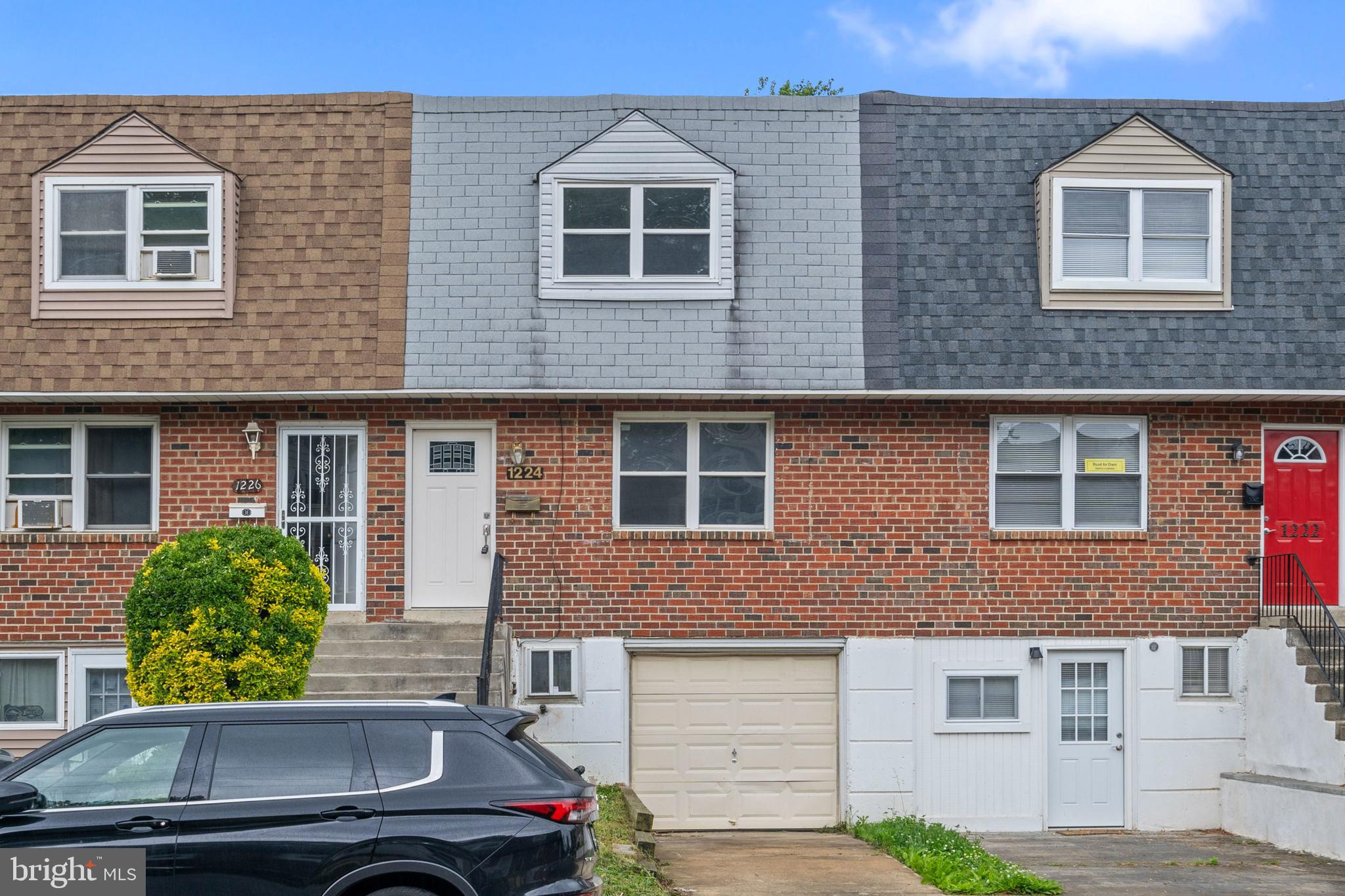 1224 Rainer Road Brookhaven, PA 19015 - Photo 3 of 31