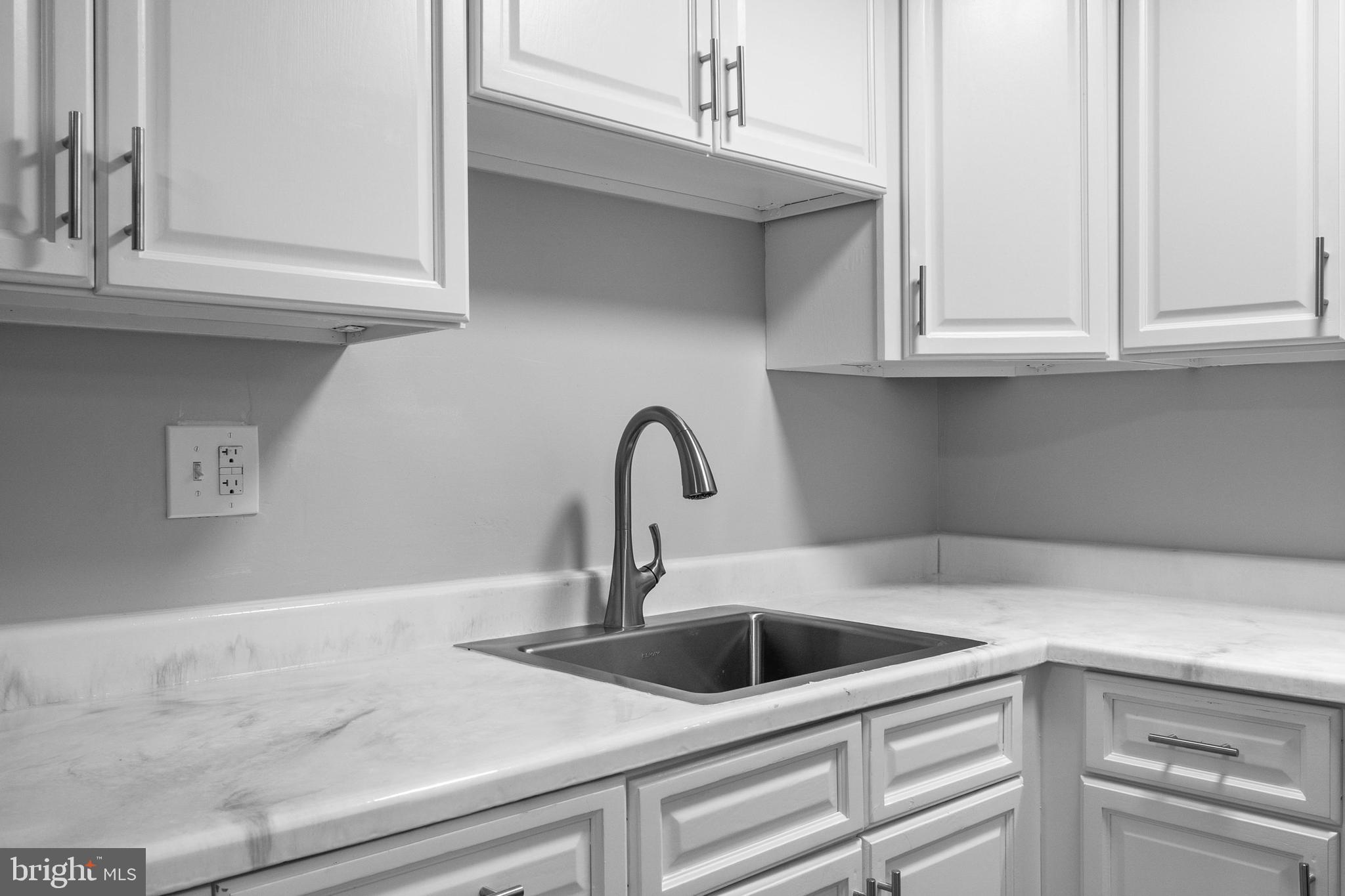 1224 Rainer Road Brookhaven, PA 19015 - Photo 6 of 31