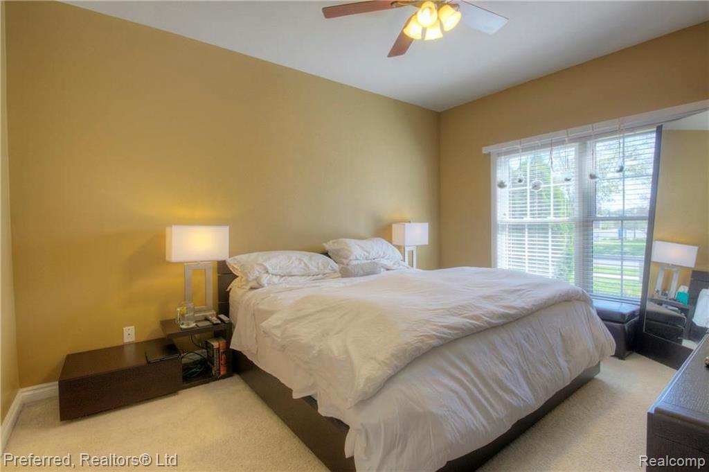 45459 North Stonewood Road Canton, MI 48187 - Photo 22 of 30