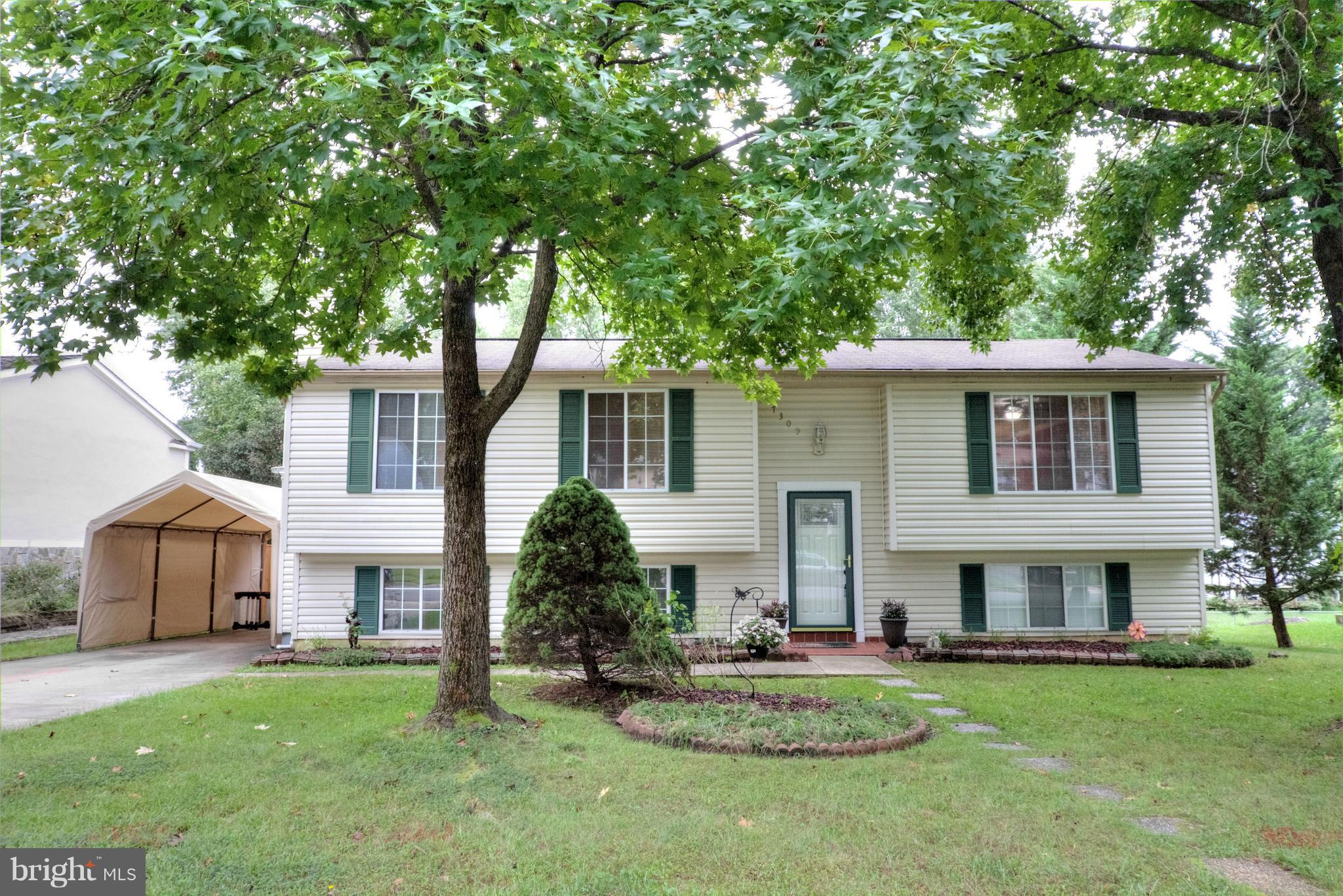 7309 Husky Lane Springfield, VA 22151 - Photo 2 of 28 Exterior (Front)