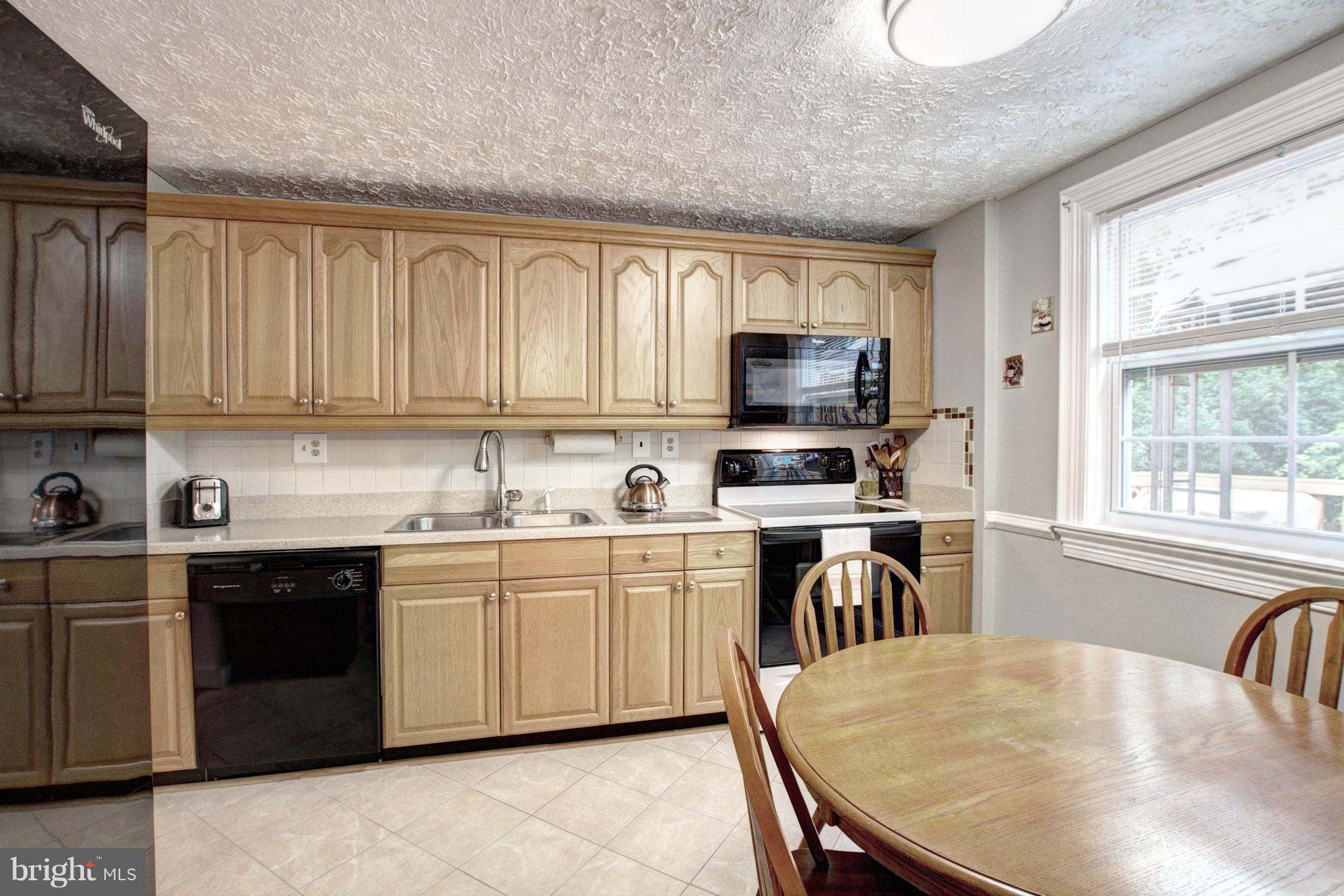 7309 Husky Lane Springfield, VA 22151 - Photo 12 of 28 Kitchen