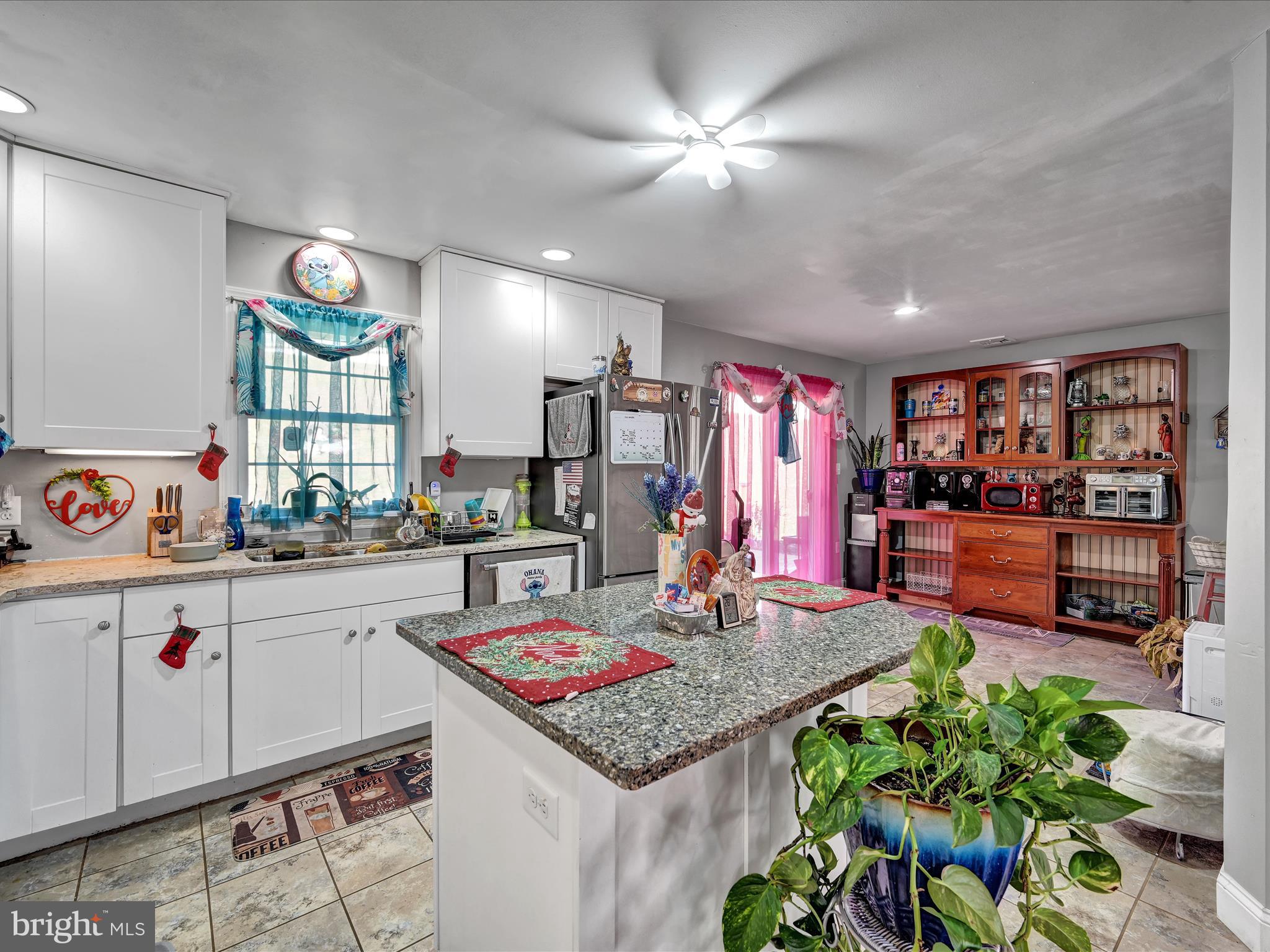 134 Rapho Street Manheim, PA 17545 - Photo 8 of 25 Kitchen