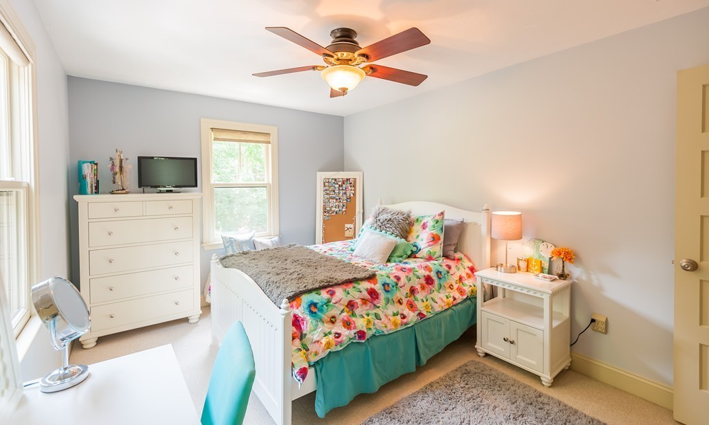 92 Clapp Road Scituate, MA 02066 - Photo 15 of 24 Gallery Image 15