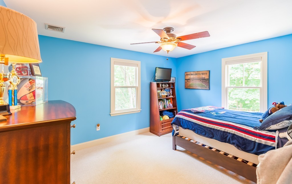 92 Clapp Road Scituate, MA 02066 - Photo 16 of 24 Gallery Image 16