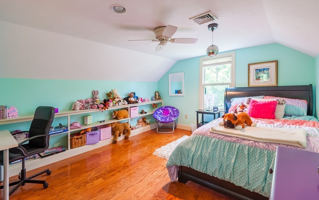 92 Clapp Road Scituate, MA 02066 - Photo 17 of 24 Gallery Image 17