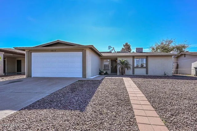 $369,900 | 1017 West Anderson Drive, Phoenix, AZ 85023