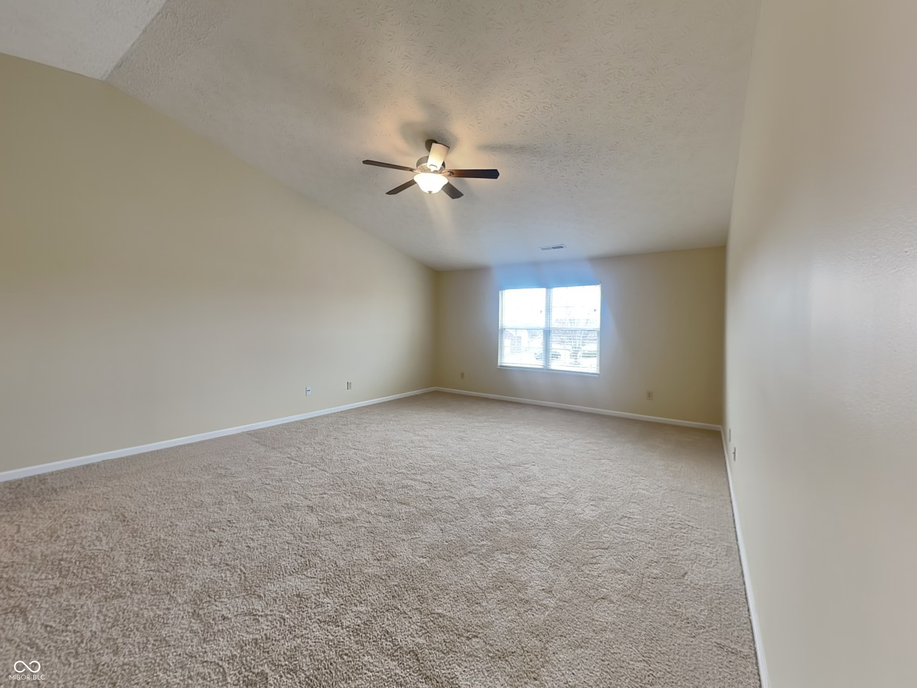 13006 Quarterback Lane Fishers, IN 46037 - Photo 7 of 22