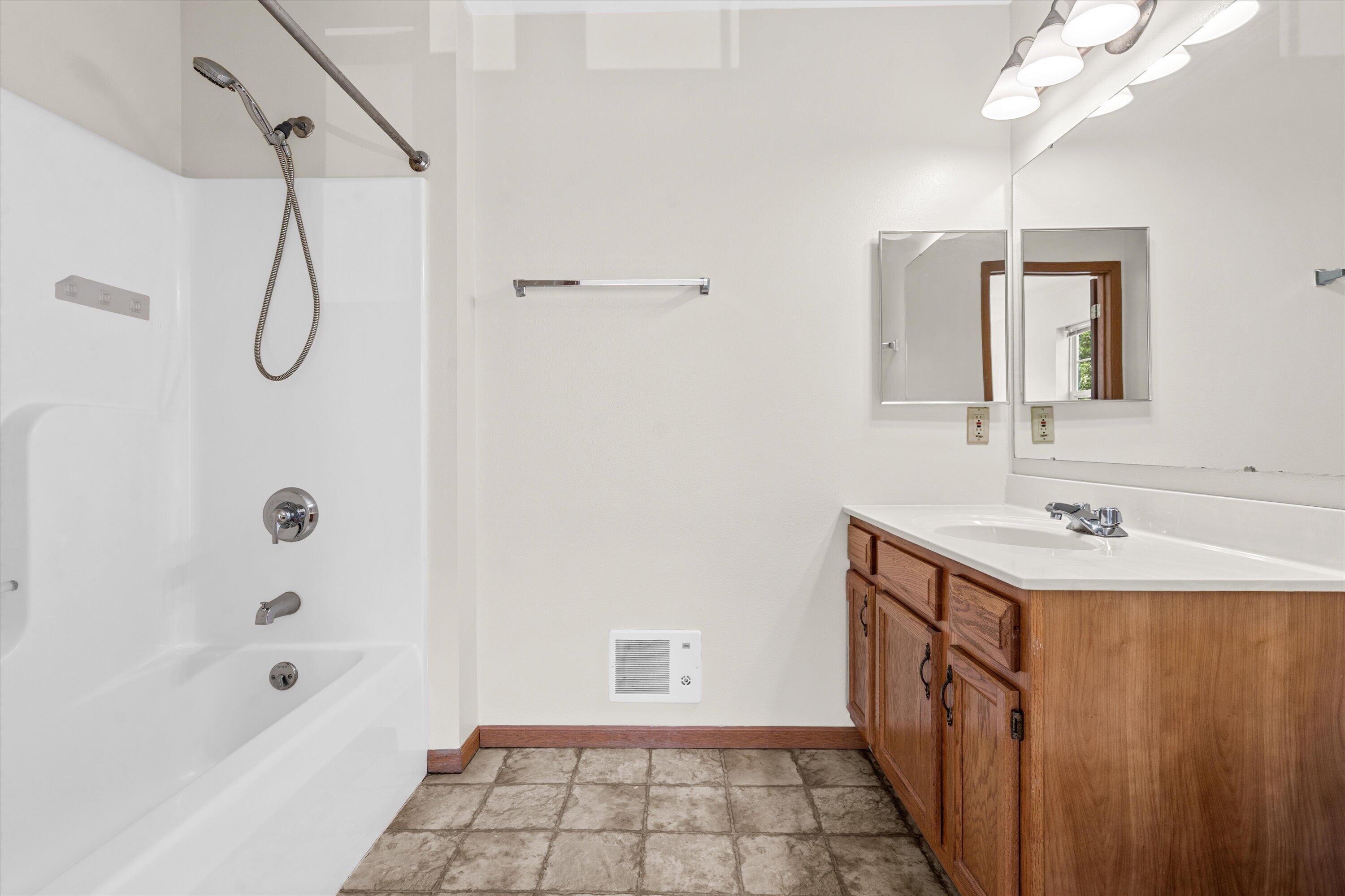 7972 North 107th Street Milwaukee, WI 53224 - Photo 21 of 43 2nd full bathroom