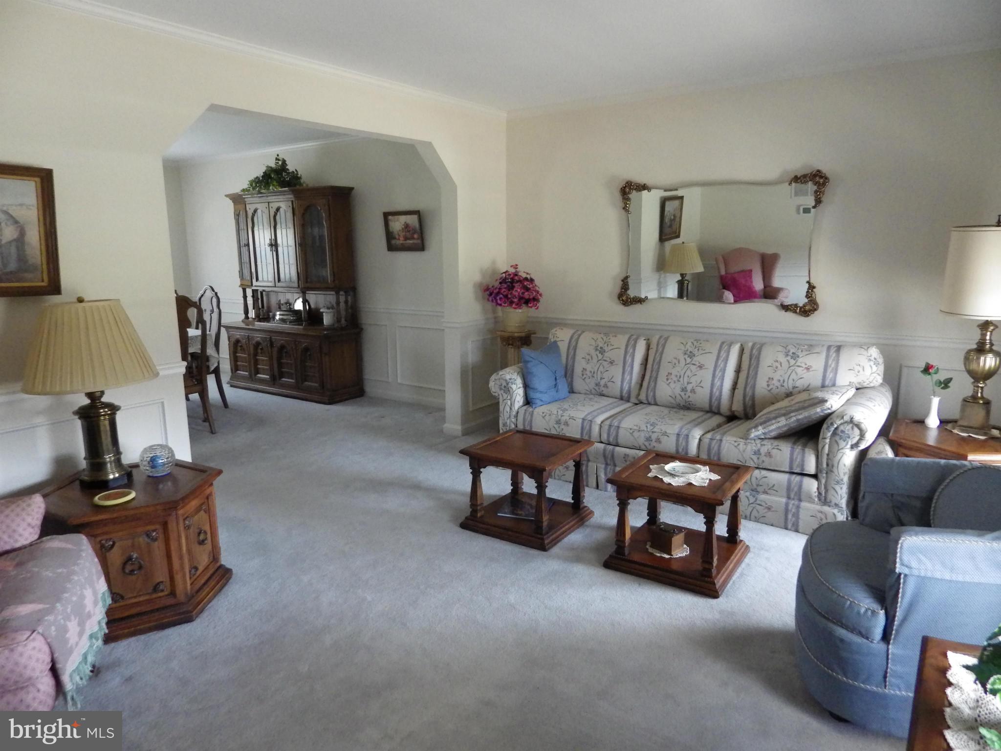 510 Small Reward Road Huntingtown, MD 20639 - Photo 5 of 30 Living Room