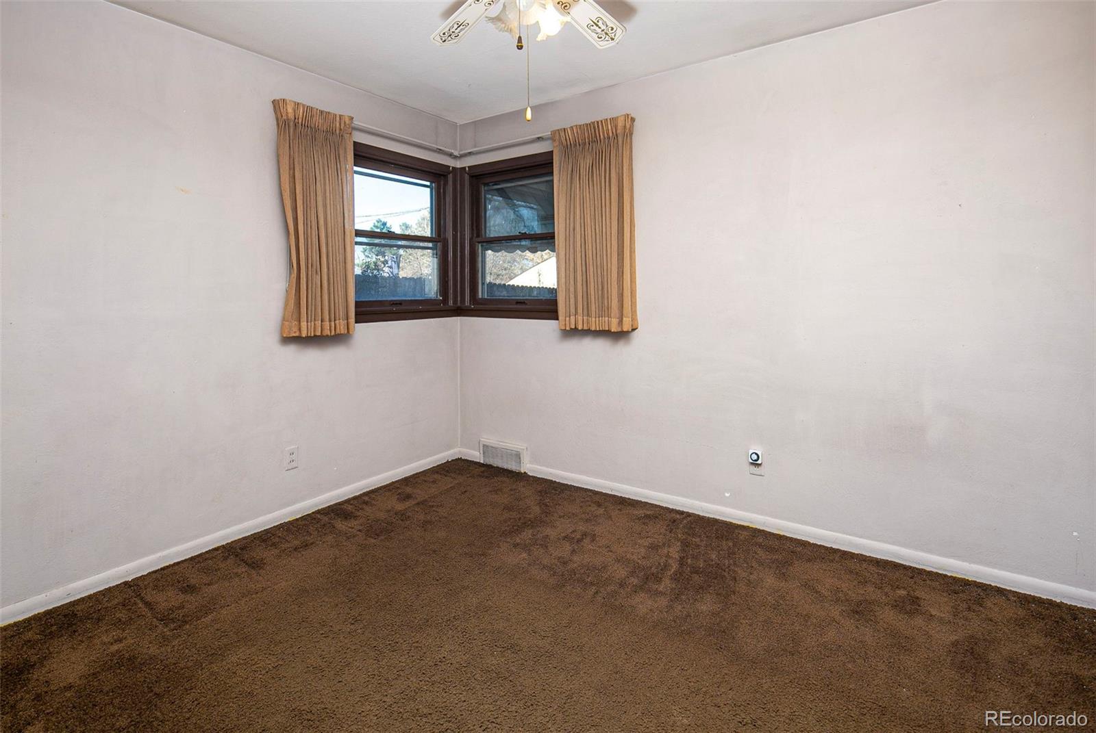 1392 South Raleigh Street Denver, CO 80219 - Photo 16 of 25 Gallery Image 16
