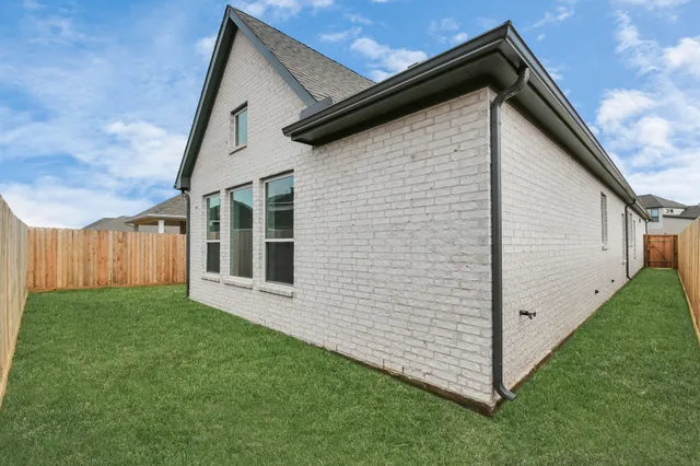 $3,000 | 211 Amaranth Way, Richmond, TX 77406