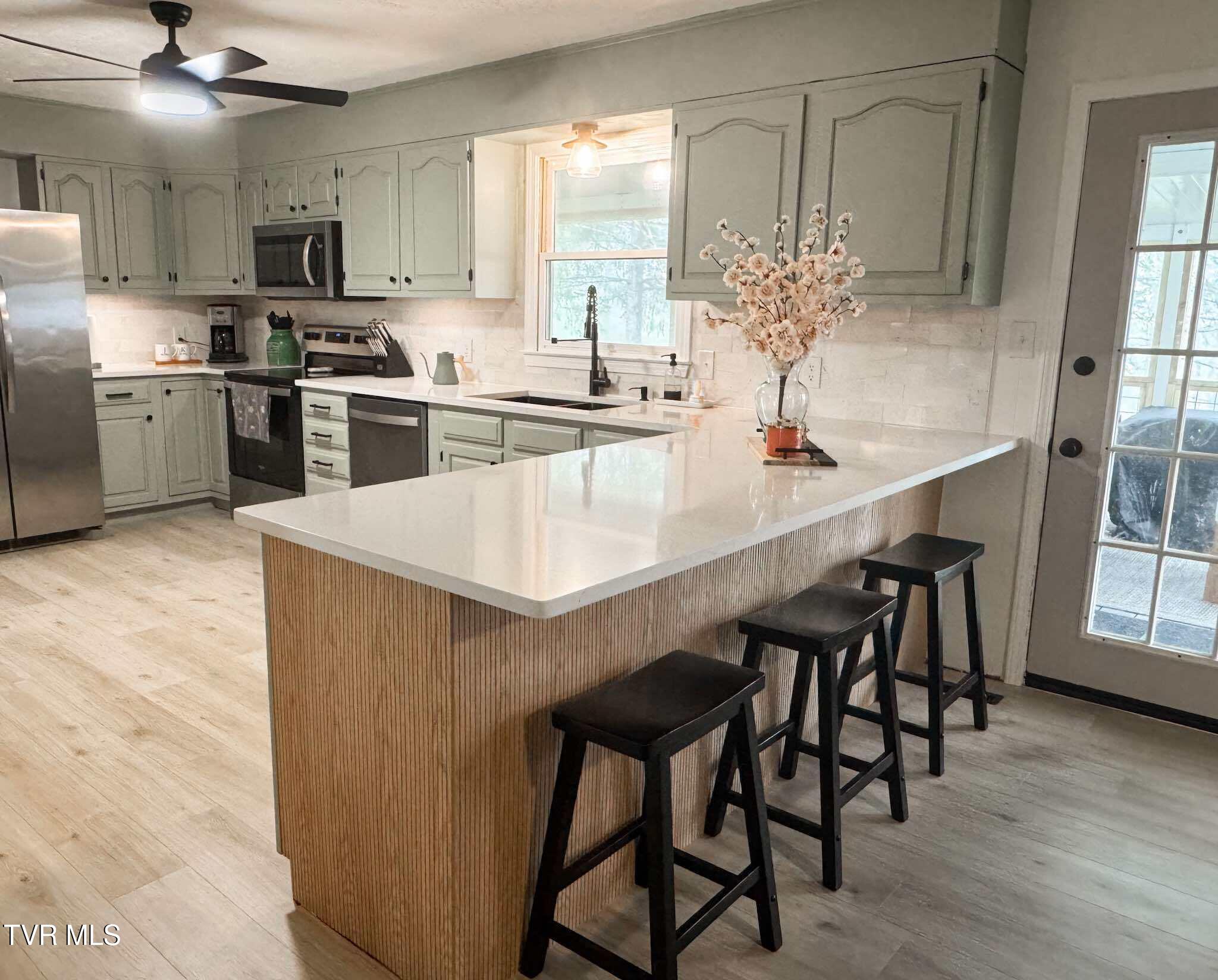 6103 Crystal Lane Wise, VA 24293 - Photo 6 of 30 wfwefwef