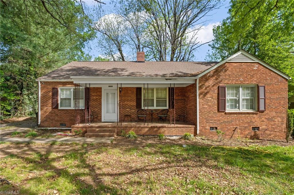 1615 Rankin Road Greensboro, NC 27405 - Photo 2 of 37