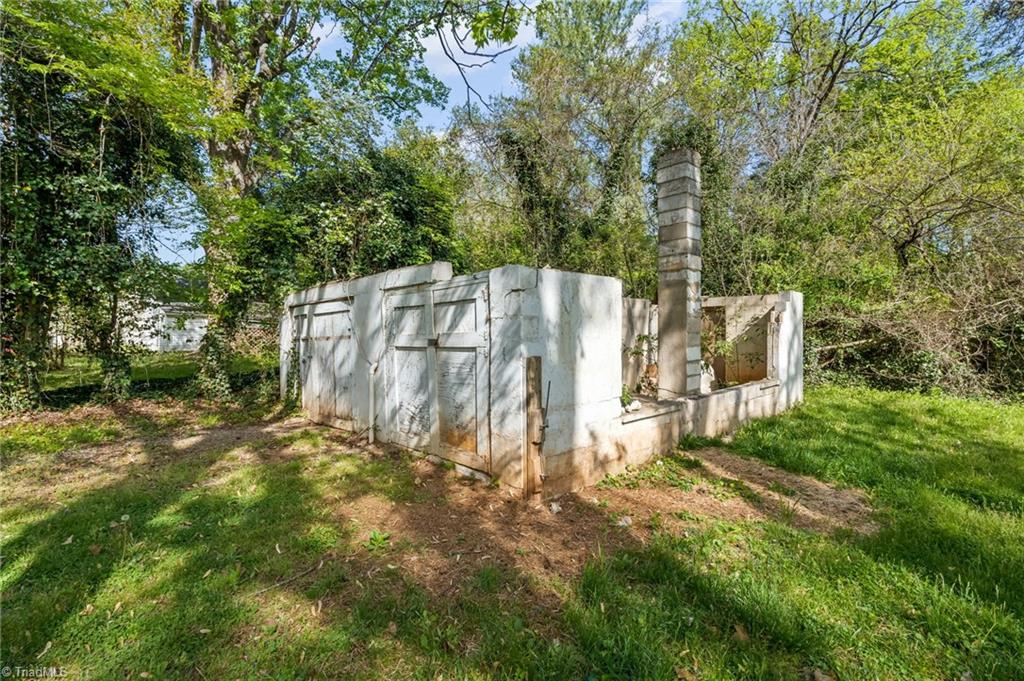 1615 Rankin Road Greensboro, NC 27405 - Photo 33 of 37