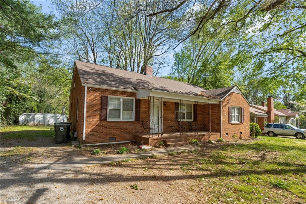 1615 Rankin Road Greensboro, NC 27405 - Photo 4 of 37