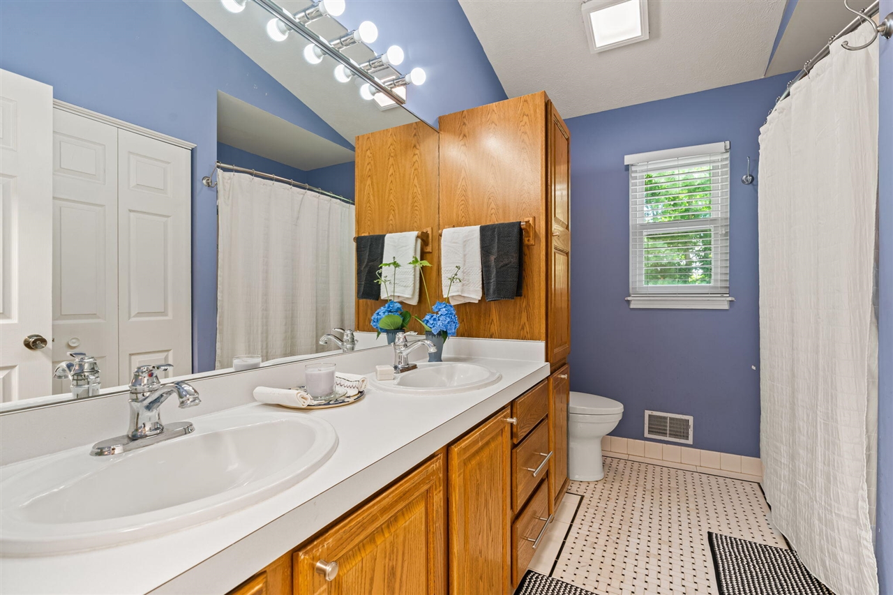 6806 Wiley Road Douglas, MI 49406 - Photo 31 of 88 Gallery Image 31