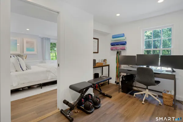 $1,399,000 | 18 Forest Lane, Wilton, CT 06897