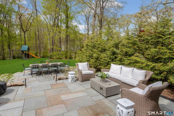 $1,399,000 | 18 Forest Lane, Wilton, CT 06897