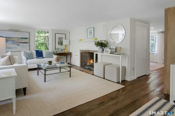 $1,399,000 | 18 Forest Lane, Wilton, CT 06897