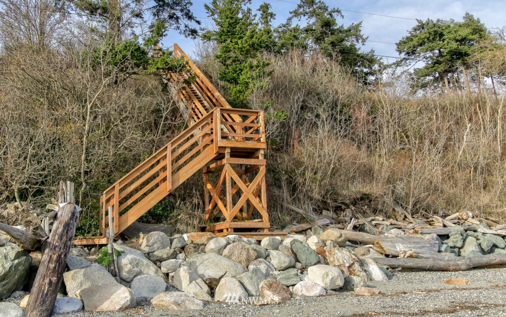 9343 Samish Island Road Bow, WA 98232 - Photo 3 of 25 Gallery Image 3
