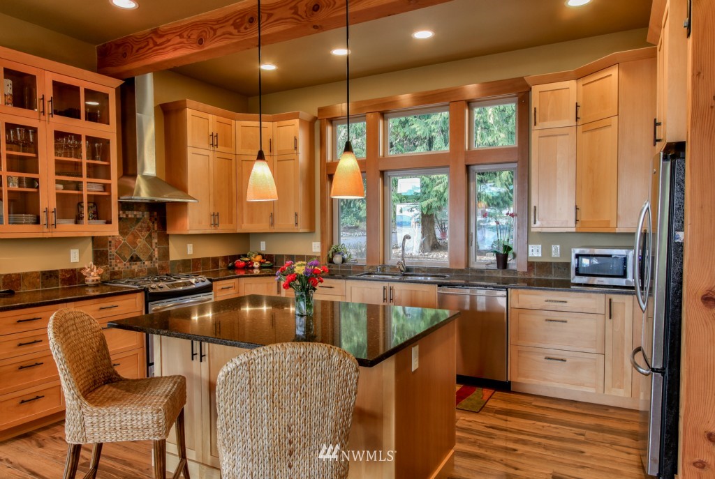 9343 Samish Island Road Bow, WA 98232 - Photo 6 of 25 Gallery Image 6