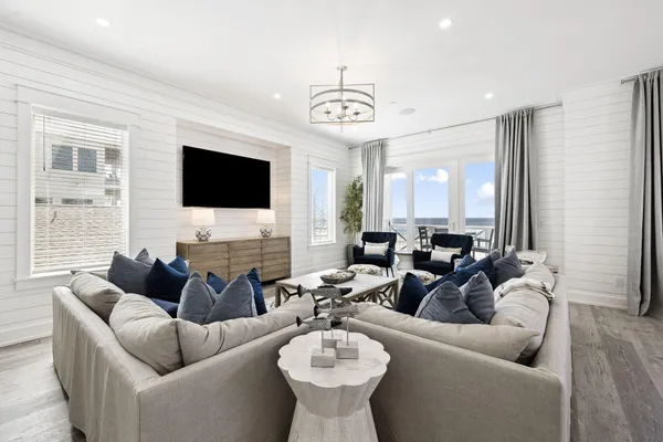 $4,750,000 | 16525 Front Beach Road, Panama City Beach, FL 32413