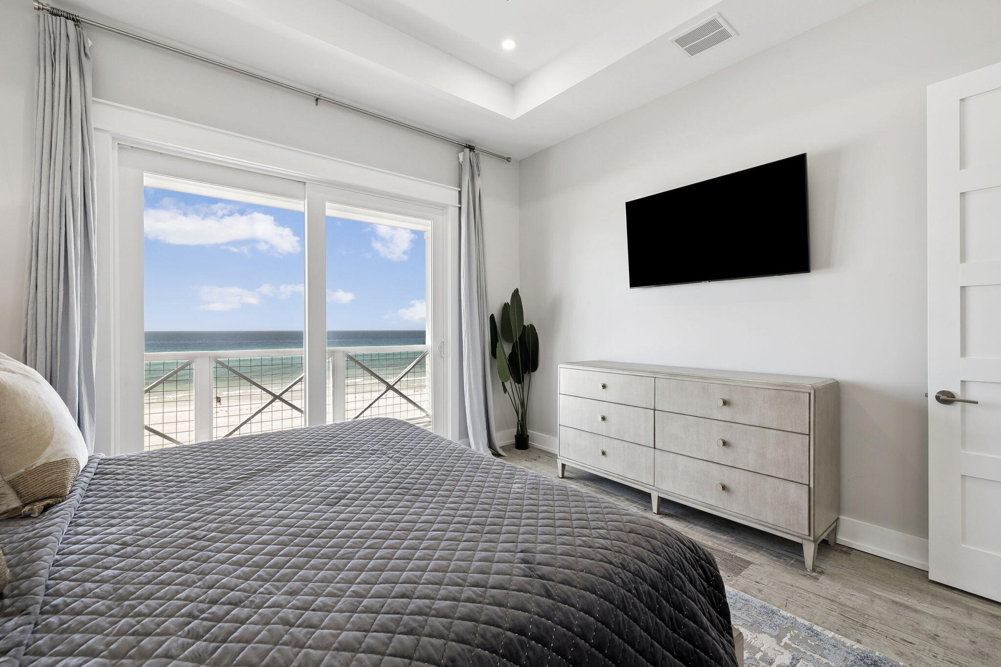16525 Front Beach Road Panama City Beach, FL 32413 - Photo 36 of 59 Array_16525FrontBeachRd-88