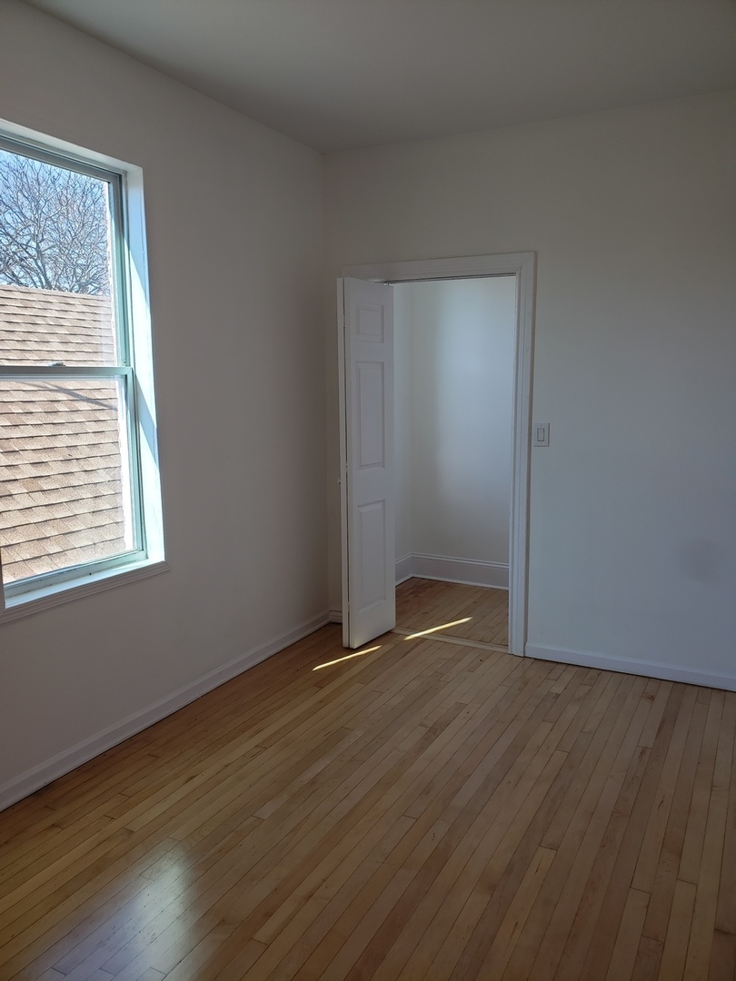 2705 West 24th Street, Unit 2 Chicago, IL 60608 - Photo 8 of 8
