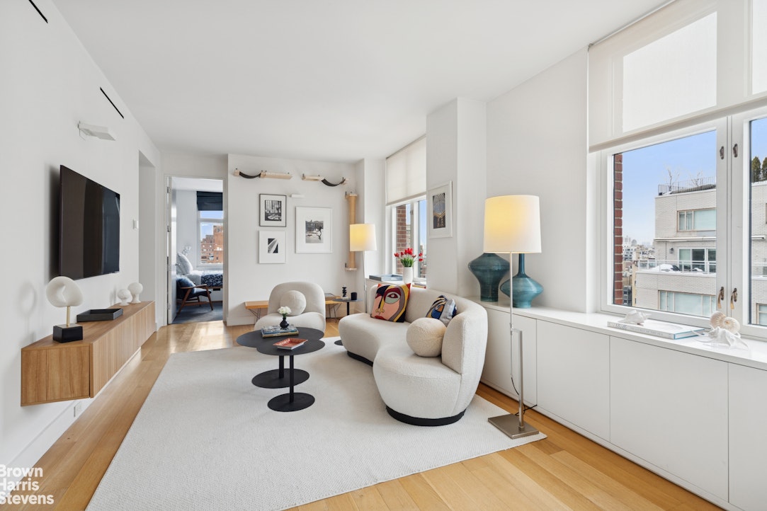 188 East 70th Street, Unit 17CD Manhattan, NY 10021 - Photo 14 of 22