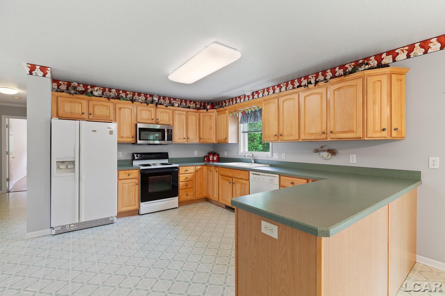 13525 Lawrence Road Hudson, MI 49247 - Photo 10 of 50