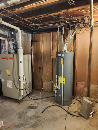 $430,000 | 805 South Country Club Drive, Butler, MO 64730