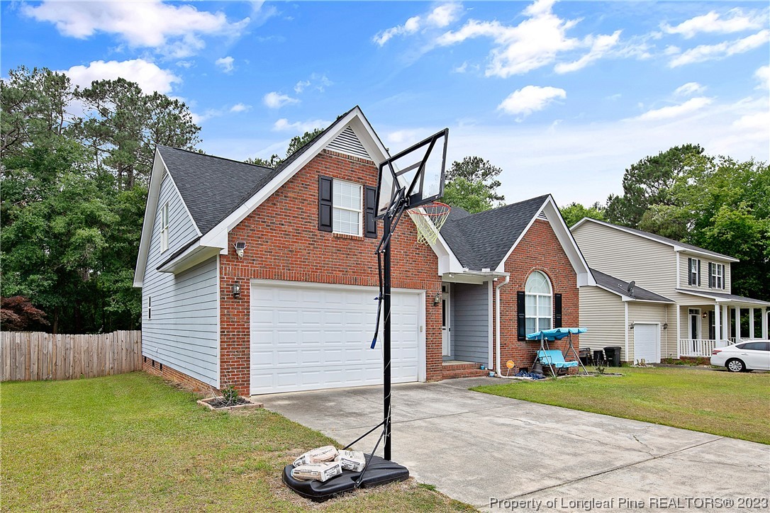 421 Bramblegate Road Hope Mills, NC 28348 - Photo 3 of 47 Gallery Image 3