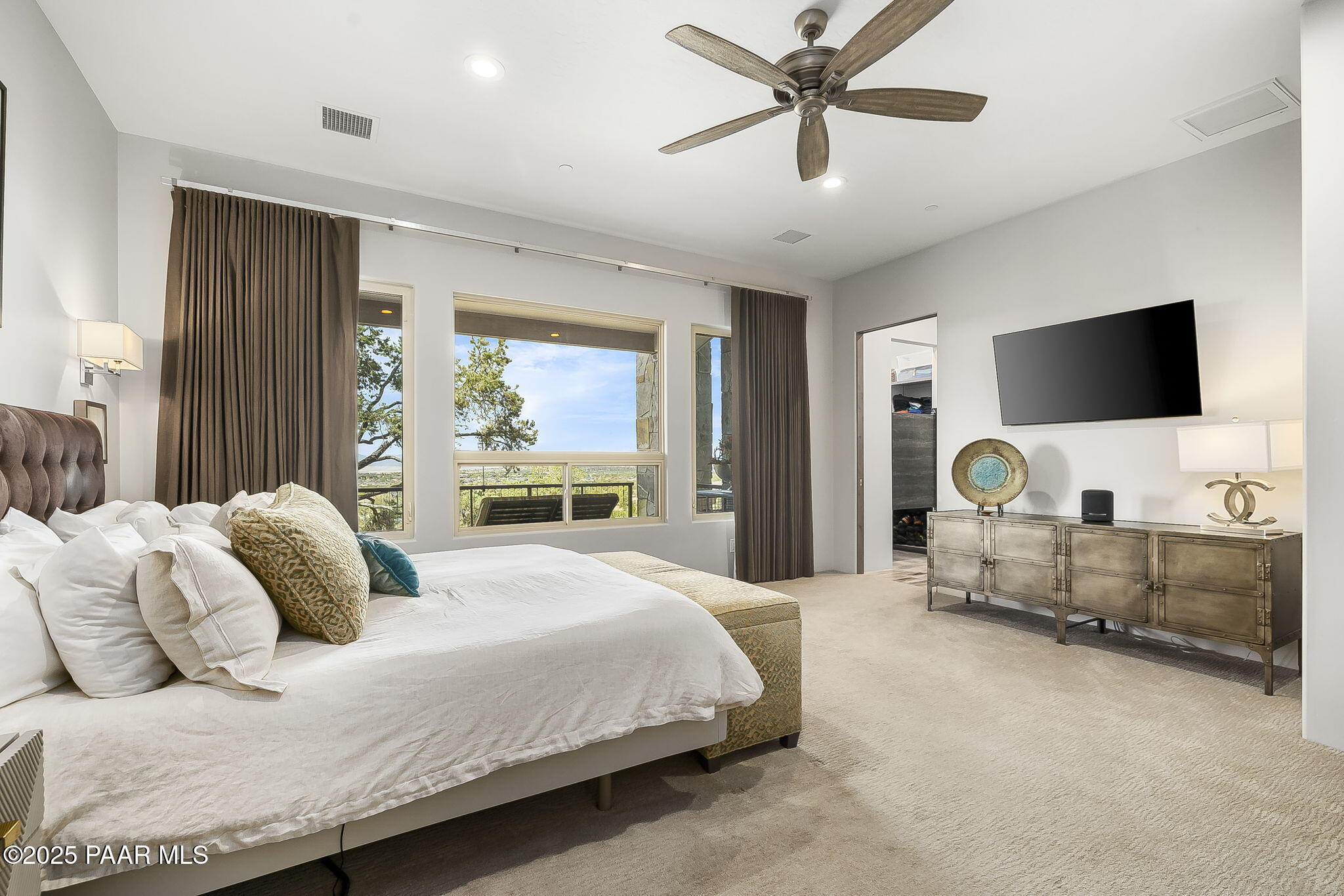 5245 West Three Forks Road Prescott, AZ 86305 - Photo 26 of 68 43-Primary Bedroom 1