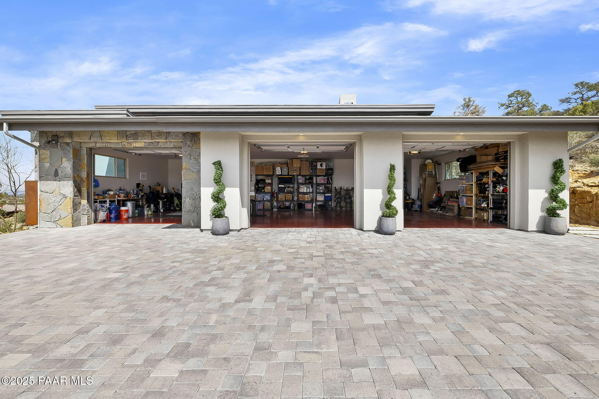 5245 West Three Forks Road Prescott, AZ 86305 - Photo 60 of 68 77-Garage