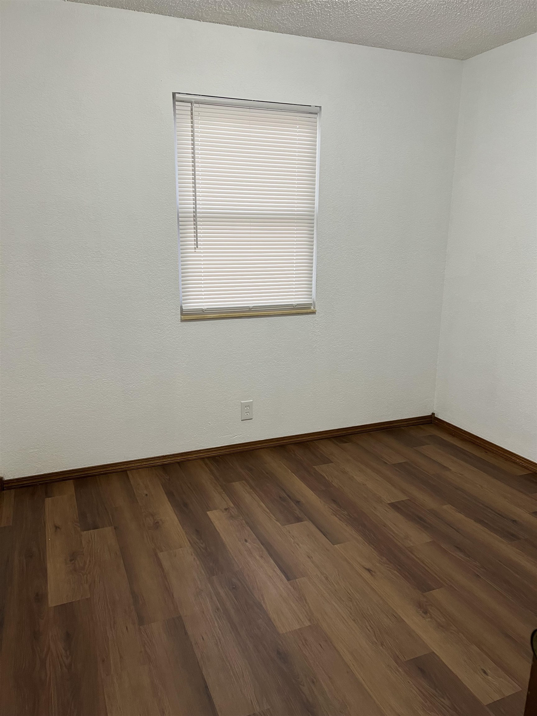 3544 Southwest 100th Street Augusta, KS 67010 - Photo 11 of 13