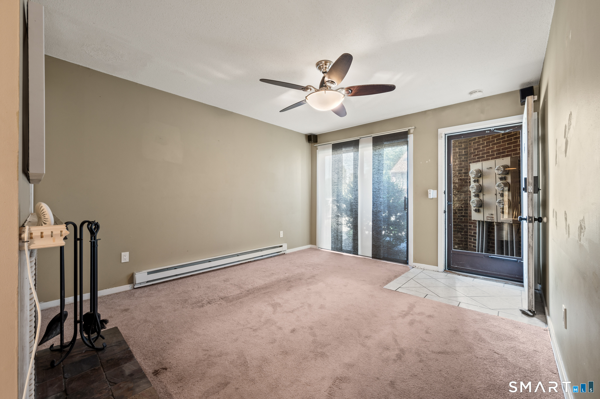 279 Redstone Hill Road, Unit 65 Bristol, CT 06010 - Photo 4 of 18