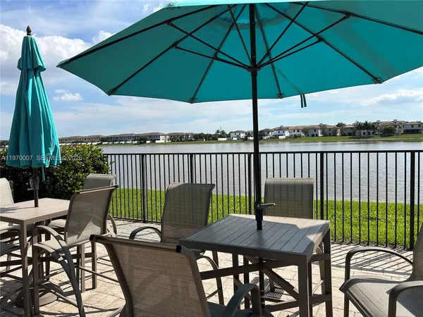$3,600 | 10371 West 33rd Court, Unit 10371, Hialeah, FL 33018