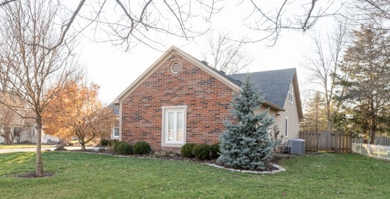 12838 Wembly Road Carmel, IN 46033 - Photo 2 of 37 Gallery Image 2
