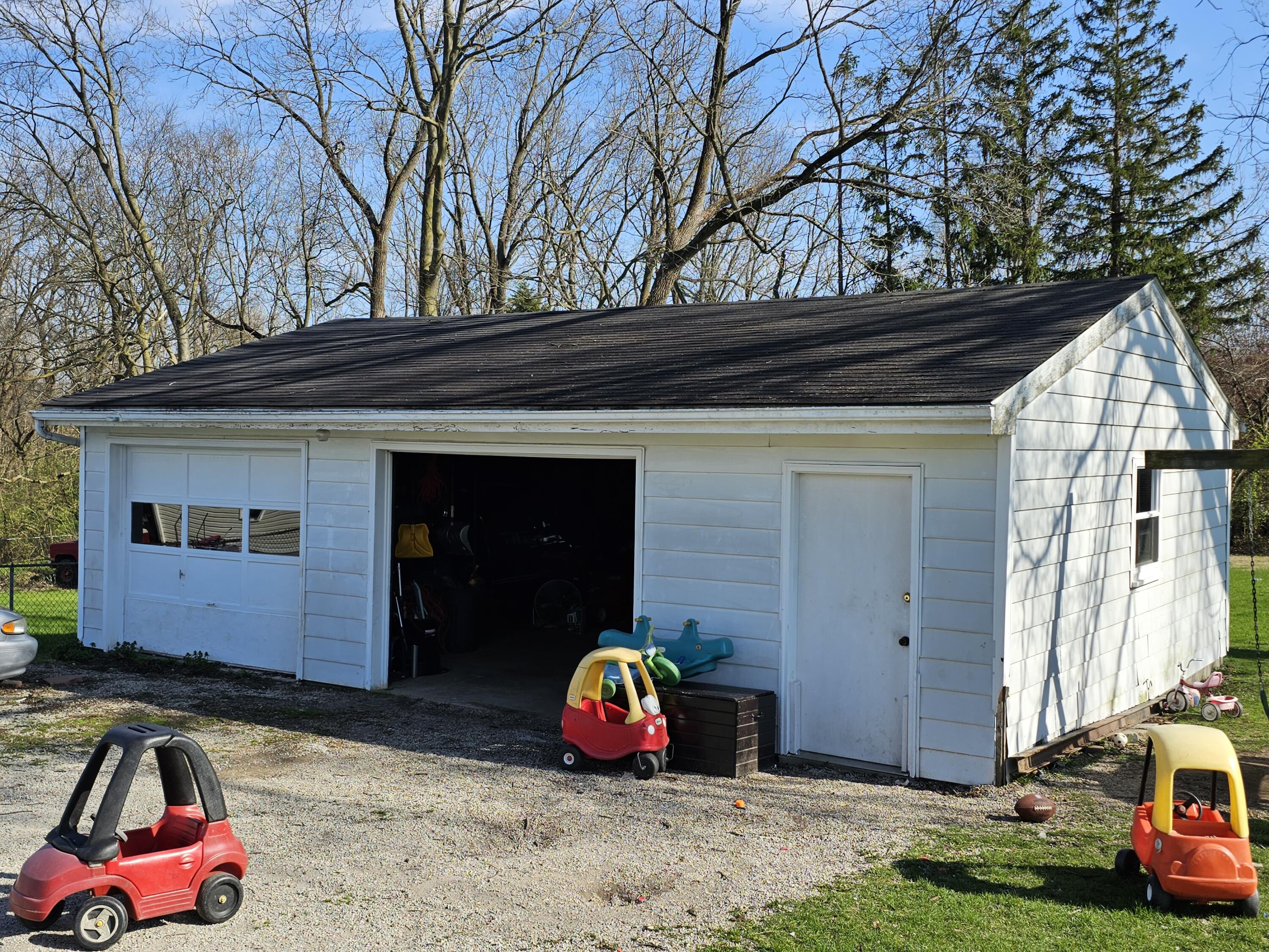 891 Fielding Road Sidney, OH 45365 - Photo 4 of 18