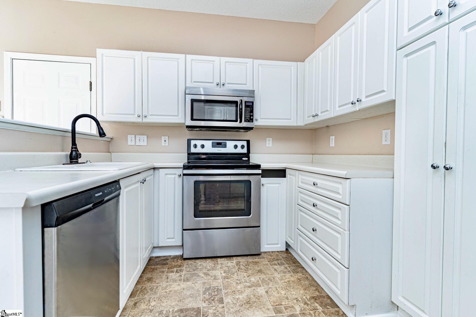 403 Canvasback Way Easley, SC 29642 - Photo 10 of 29 Gallery Image 10