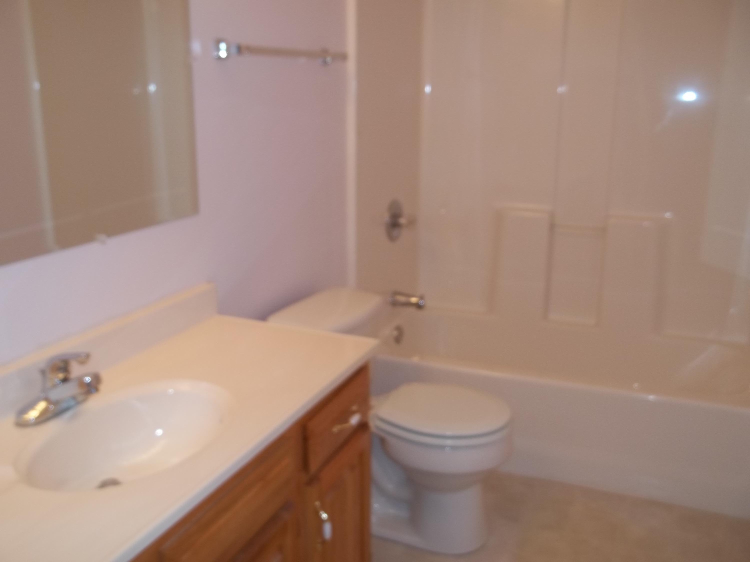 205 Laurel Road Clinton, TN 37716 - Photo 14 of 17 100_7068.JPG
