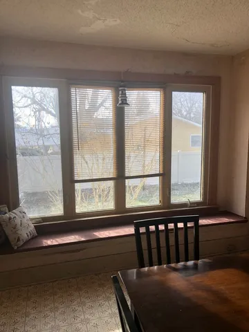 $194,900 | 304 South Poplar Street, Onarga, IL 60955