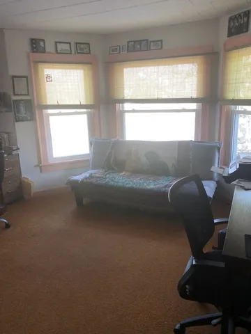 $194,900 | 304 South Poplar Street, Onarga, IL 60955