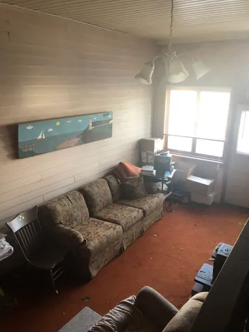 $194,900 | 304 South Poplar Street, Onarga, IL 60955