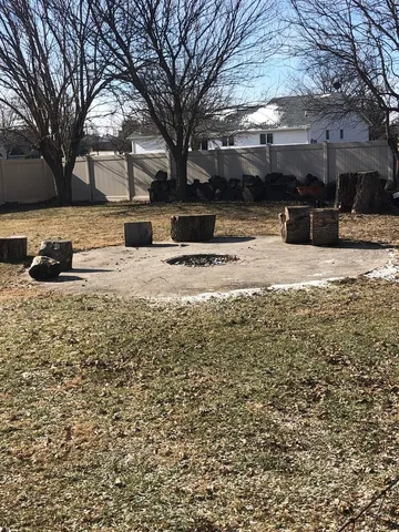 $194,900 | 304 South Poplar Street, Onarga, IL 60955