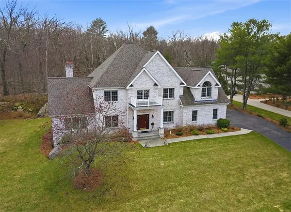 $1,295,000 | 13 West Butterfly Way, Lincoln, RI 02865
