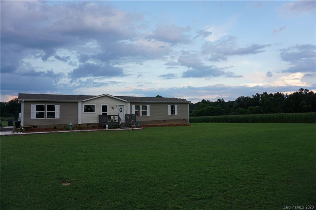 16462 Remington Way Locust, NC 28097 - Photo 1 of 27 Gallery Image 1